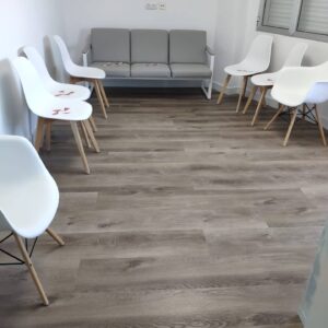Suelos Vinílicos SPC de alta resistencia con acabado madera, modelo Sofía colección C-70 Nature Floor
